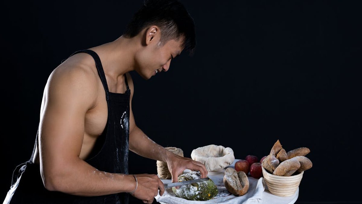 The Athlete's Guide to Hydration: Electrolytes and Water Balance